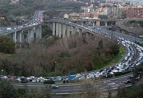 tangenziale di napoli.